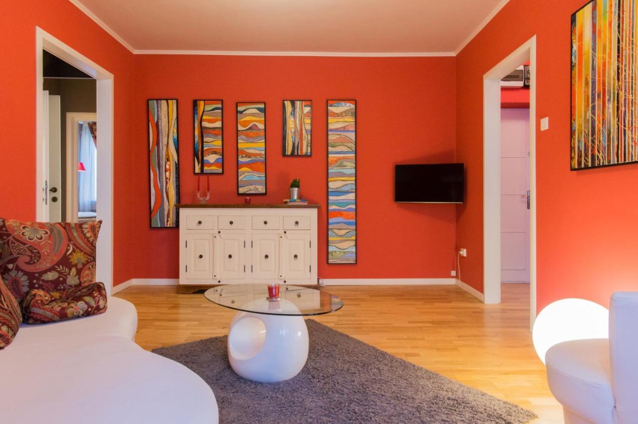 Spacious Downtown Apartment - Old Town ブカレスト エクステリア 写真